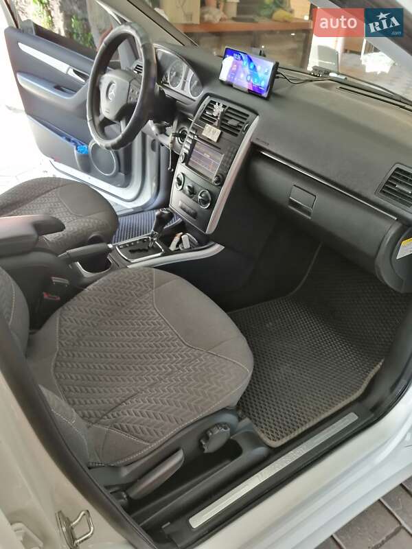 Хетчбек Mercedes-Benz B-Class 2009 в Сумах