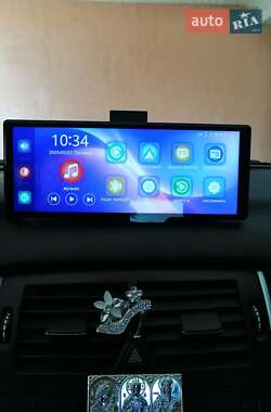 Хэтчбек Mercedes-Benz B-Class 2009 в 