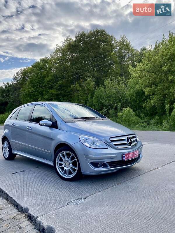 Хэтчбек Mercedes-Benz B-Class 2007 в 