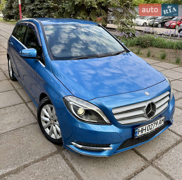 Хэтчбек Mercedes-Benz B-Class 2013 в Одессе