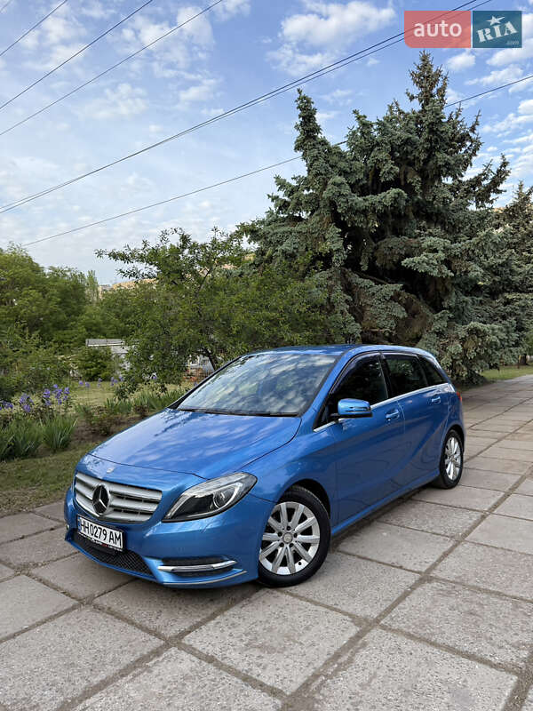 Хэтчбек Mercedes-Benz B-Class 2013 в Одессе