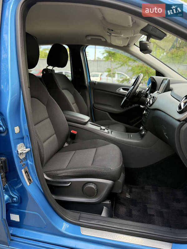 Хэтчбек Mercedes-Benz B-Class 2013 в Одессе