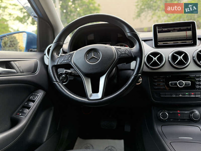 Хэтчбек Mercedes-Benz B-Class 2013 в Одессе