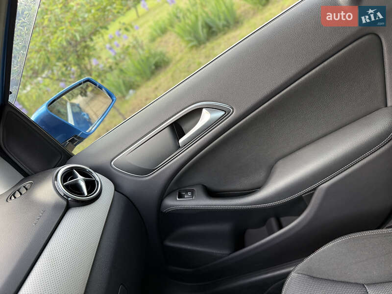 Хэтчбек Mercedes-Benz B-Class 2013 в Одессе