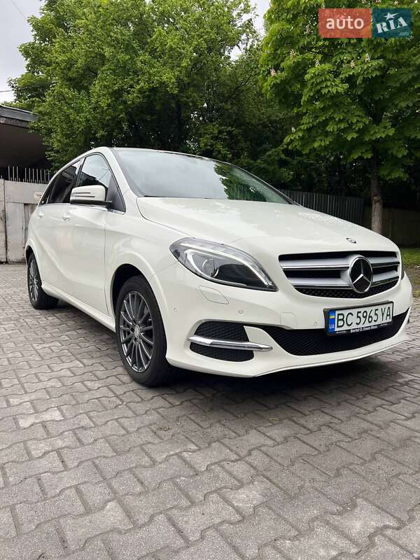Mercedes-Benz B-Class 2016