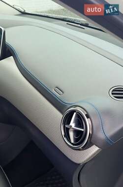 Хэтчбек Mercedes-Benz B-Class 2015 в 
