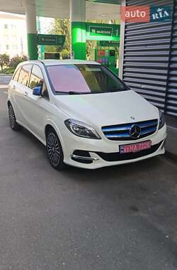 Mercedes-Benz B-Class 2015 Mercedes-Benz B-Class 2015