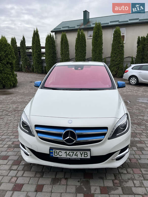 Хетчбек Mercedes-Benz B-Class 2015 в Золочеві