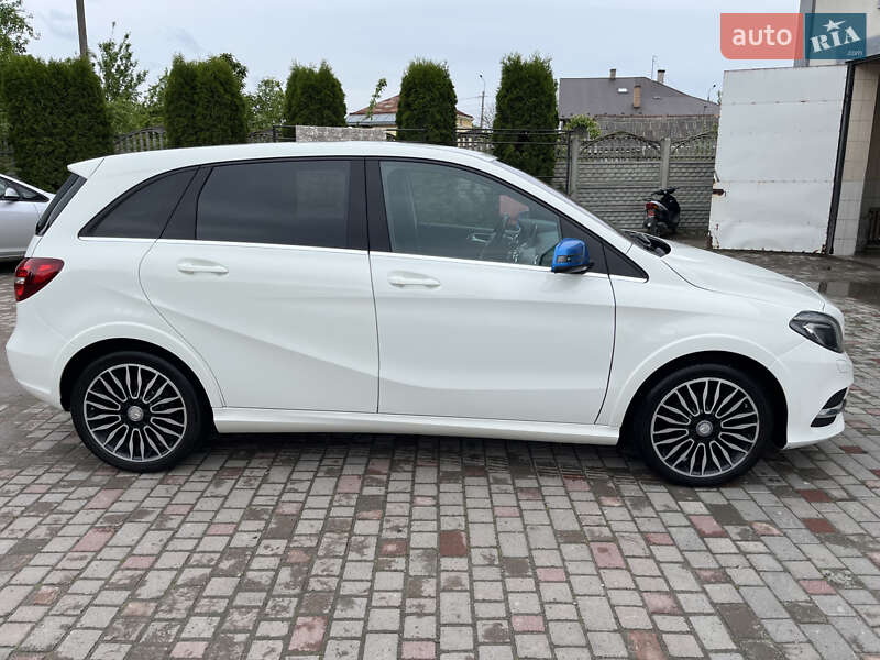 Хетчбек Mercedes-Benz B-Class 2015 в Золочеві