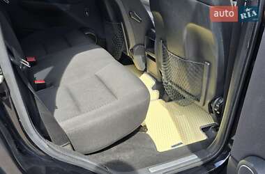 Хетчбек Mercedes-Benz B-Class 2011 в 