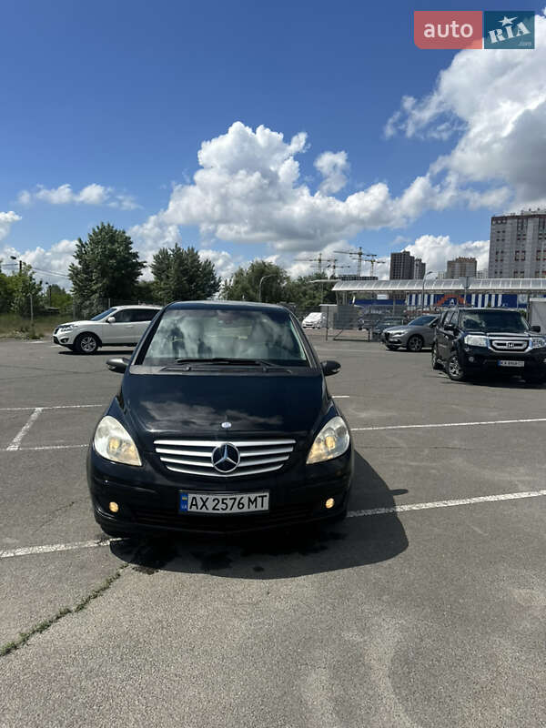 Хэтчбек Mercedes-Benz B-Class 2006 в Киеве
