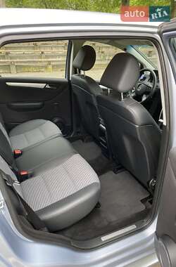 Хэтчбек Mercedes-Benz B-Class 2007 в 