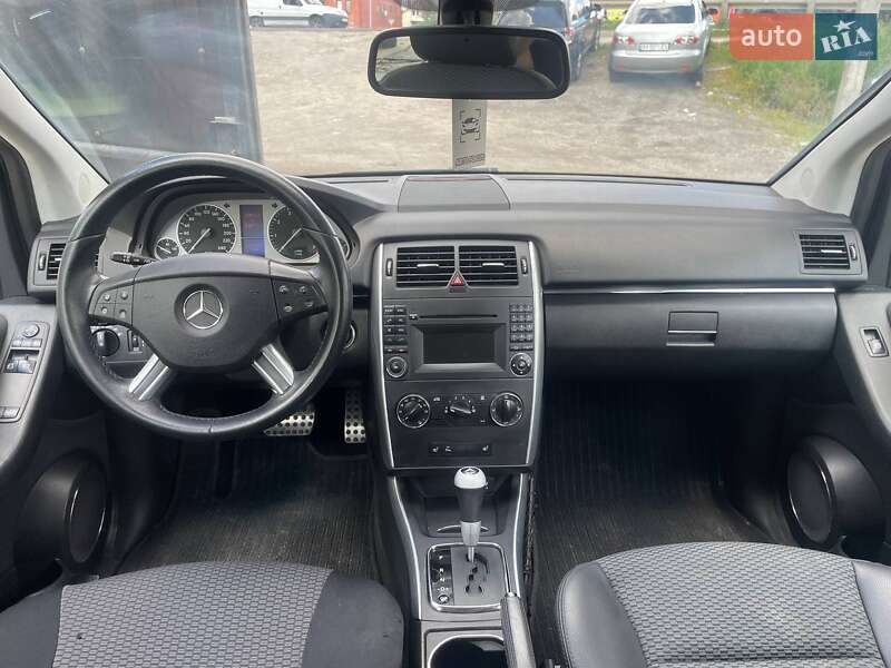 Хэтчбек Mercedes-Benz B-Class 2009 в Киеве