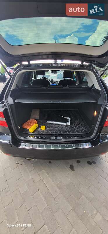 Хэтчбек Mercedes-Benz B-Class 2010 в Семеновке фото 12 Хэтчбек Mercedes-Benz B-Class 2010 в Семеновке