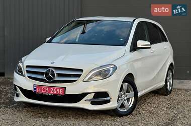 Хэтчбек Mercedes-Benz B-Class 2015 в 