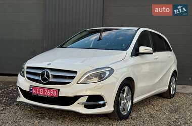 Хэтчбек Mercedes-Benz B-Class 2015 в 