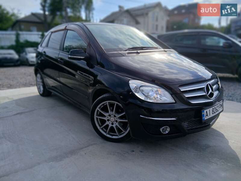Mercedes-Benz B-Class 2011