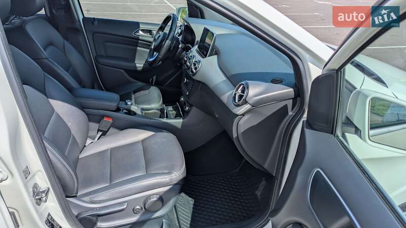 Хетчбек Mercedes-Benz B-Class 2015 в Рівному