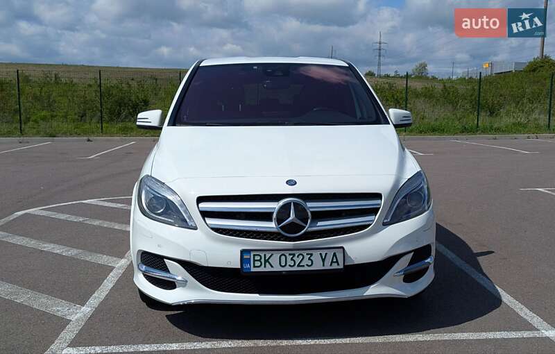 Хетчбек Mercedes-Benz B-Class 2015 в Рівному