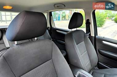Хэтчбек Mercedes-Benz B-Class 2006 в 