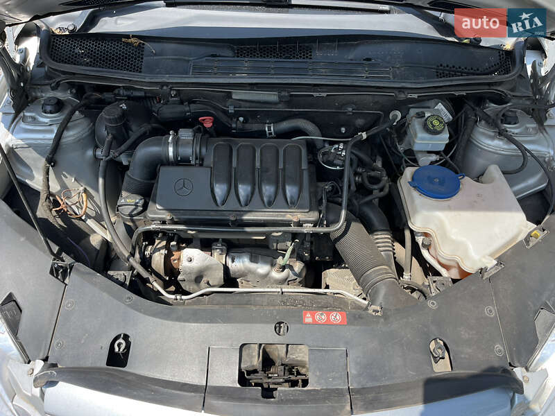 Хетчбек Mercedes-Benz B-Class 2010 в Кривому Розі