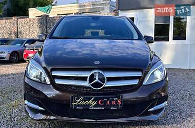 Хетчбек Mercedes-Benz B-Class 2017 в 