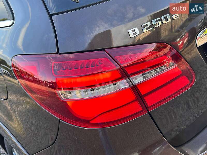 Хэтчбек Mercedes-Benz B-Class 2017 в Одессе