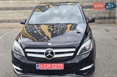 Хэтчбек Mercedes-Benz B-Class 2016 в 