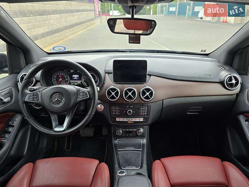 Хэтчбек Mercedes-Benz B-Class 2016 в Одессе фото 11 Хэтчбек Mercedes-Benz B-Class 2016 в Одессе