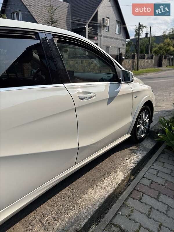 Хэтчбек Mercedes-Benz B-Class 2017 в Ровно