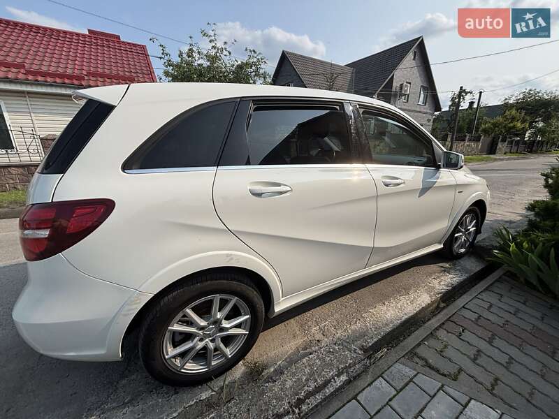 Хэтчбек Mercedes-Benz B-Class 2017 в Ровно