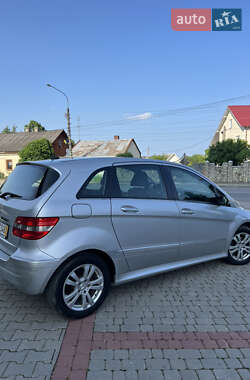 Хэтчбек Mercedes-Benz B-Class 2006 в 