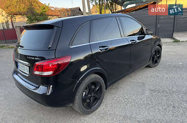 Хэтчбек Mercedes-Benz B-Class 2015 в 