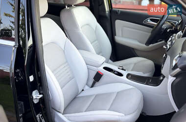 Хэтчбек Mercedes-Benz B-Class 2015 в 