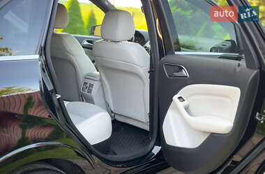 Хэтчбек Mercedes-Benz B-Class 2015 в 