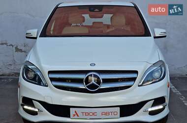 Хэтчбек Mercedes-Benz B-Class 2015 в 