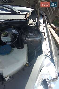Хэтчбек Mercedes-Benz B-Class 2006 в 
