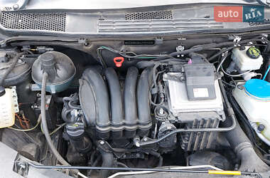 Хэтчбек Mercedes-Benz B-Class 2006 в 
