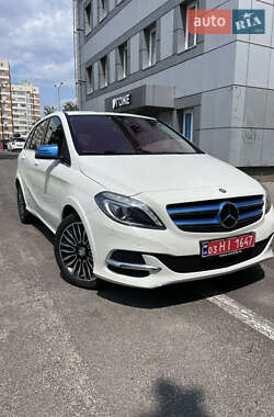 Mercedes-Benz B-Class 2015 Mercedes-Benz B-Class 2015