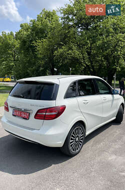 Хэтчбек Mercedes-Benz B-Class 2015 в 