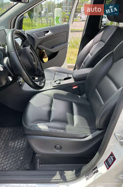Хэтчбек Mercedes-Benz B-Class 2015 в 