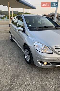Хэтчбек Mercedes-Benz B-Class 2007 в 