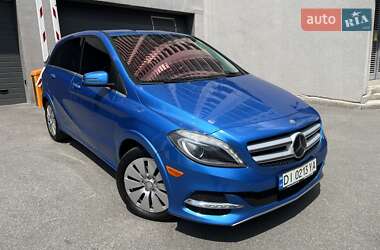 Хэтчбек Mercedes-Benz B-Class 2015 в 