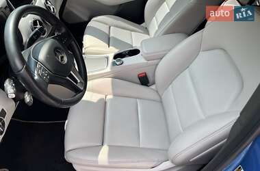 Хэтчбек Mercedes-Benz B-Class 2015 в 
