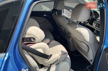 Хэтчбек Mercedes-Benz B-Class 2015 в 