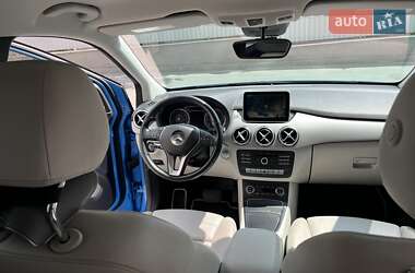Хэтчбек Mercedes-Benz B-Class 2015 в 