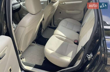 Хэтчбек Mercedes-Benz B-Class 2005 в 