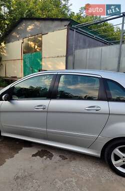 Хэтчбек Mercedes-Benz B-Class 2006 в 