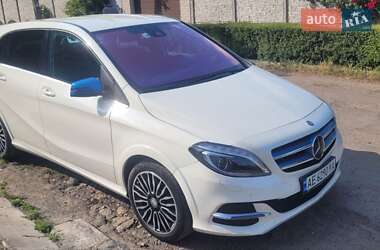 Хэтчбек Mercedes-Benz B-Class 2014 в Днепре