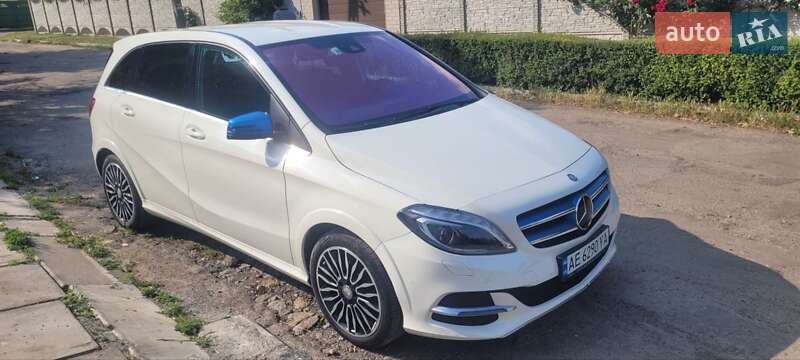 Mercedes-Benz B-Class 2014